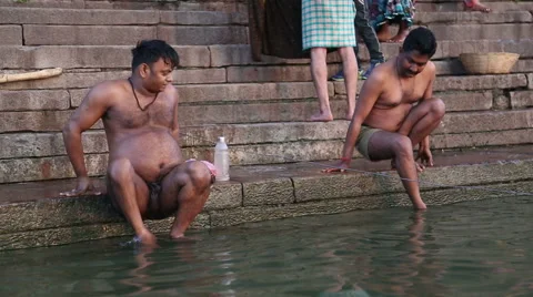 dan mcneillie add naked guys bath image