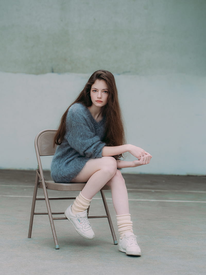 barbara spaulding add mackenzie foy bikini photo