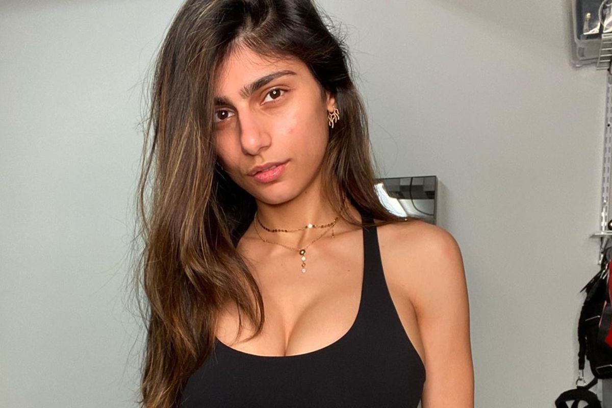 alex armour add mia khalifa last video image