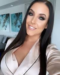 chhavi khurana add angela white face photo