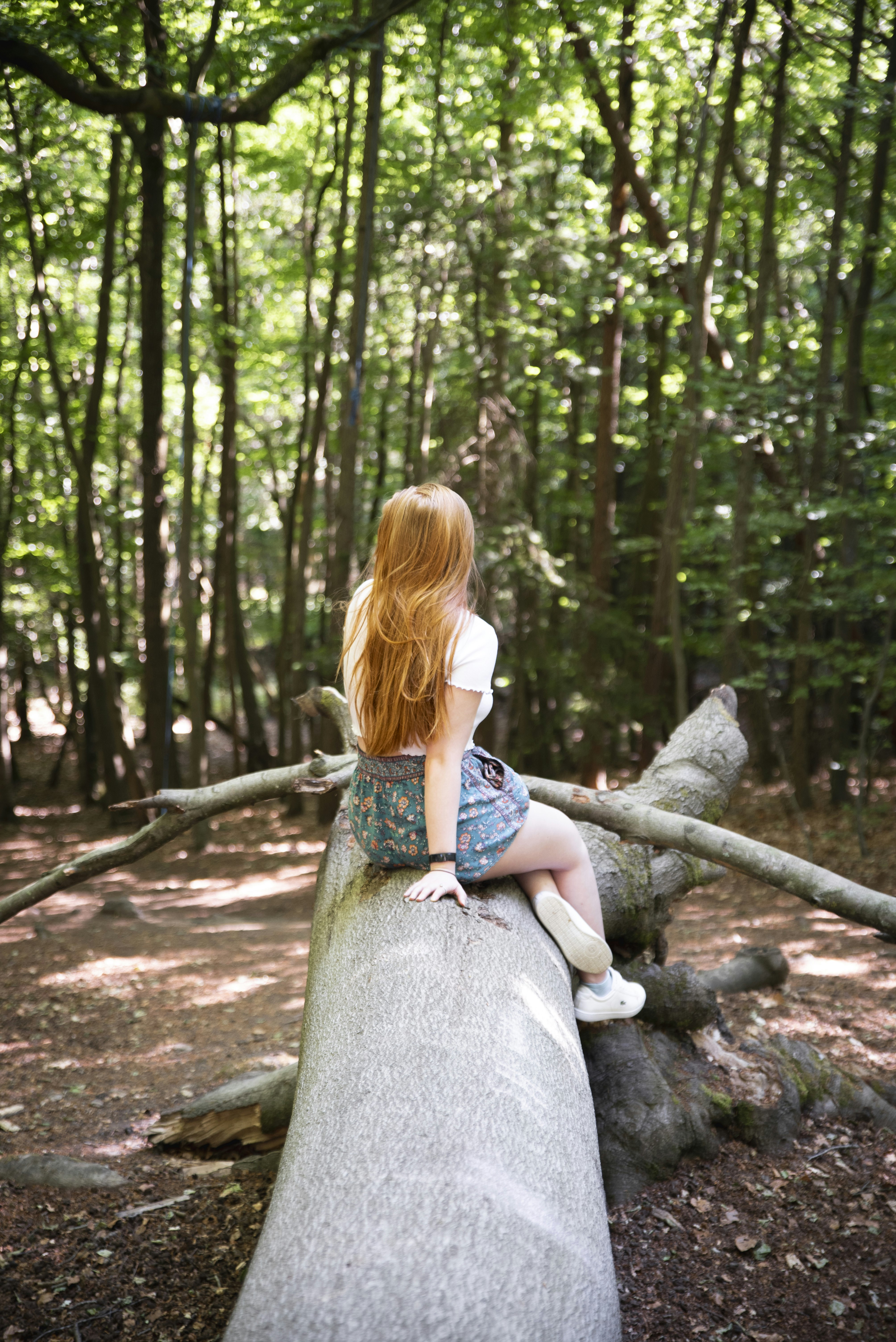 caolan kelly add naked women in the woods photo