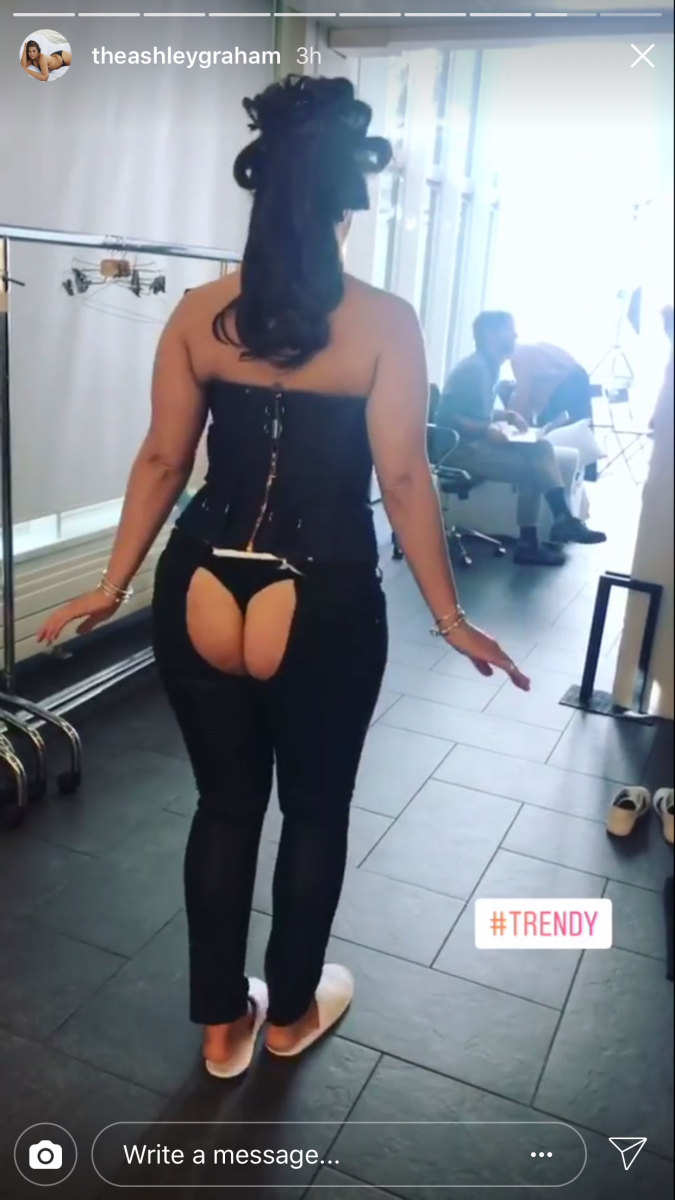 ansie venter add ashley graham ass photo