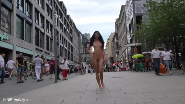 daniel de la torre add public nude walking photo