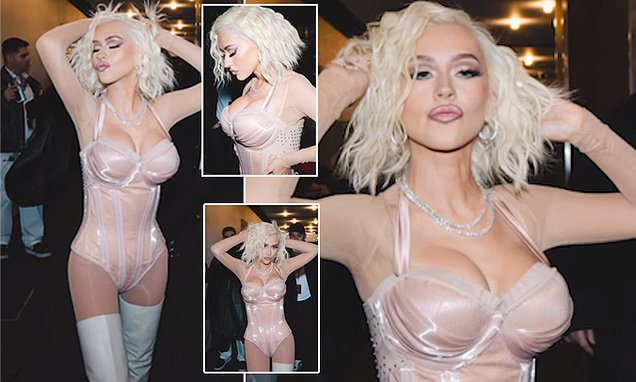 craig moravec add naked pictures of christina aguilera image