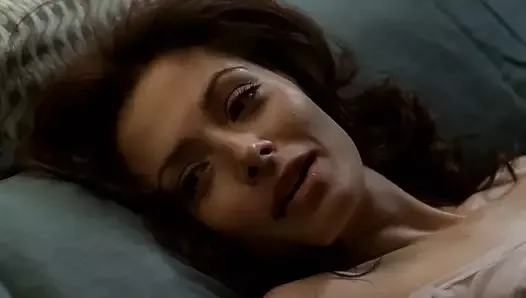 dianne england add sarah shahi leaked photo