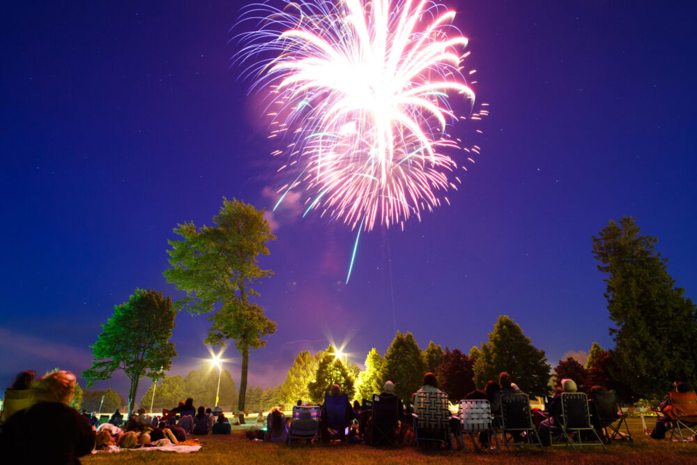 cody gambrell add family strokes fourth of july photo