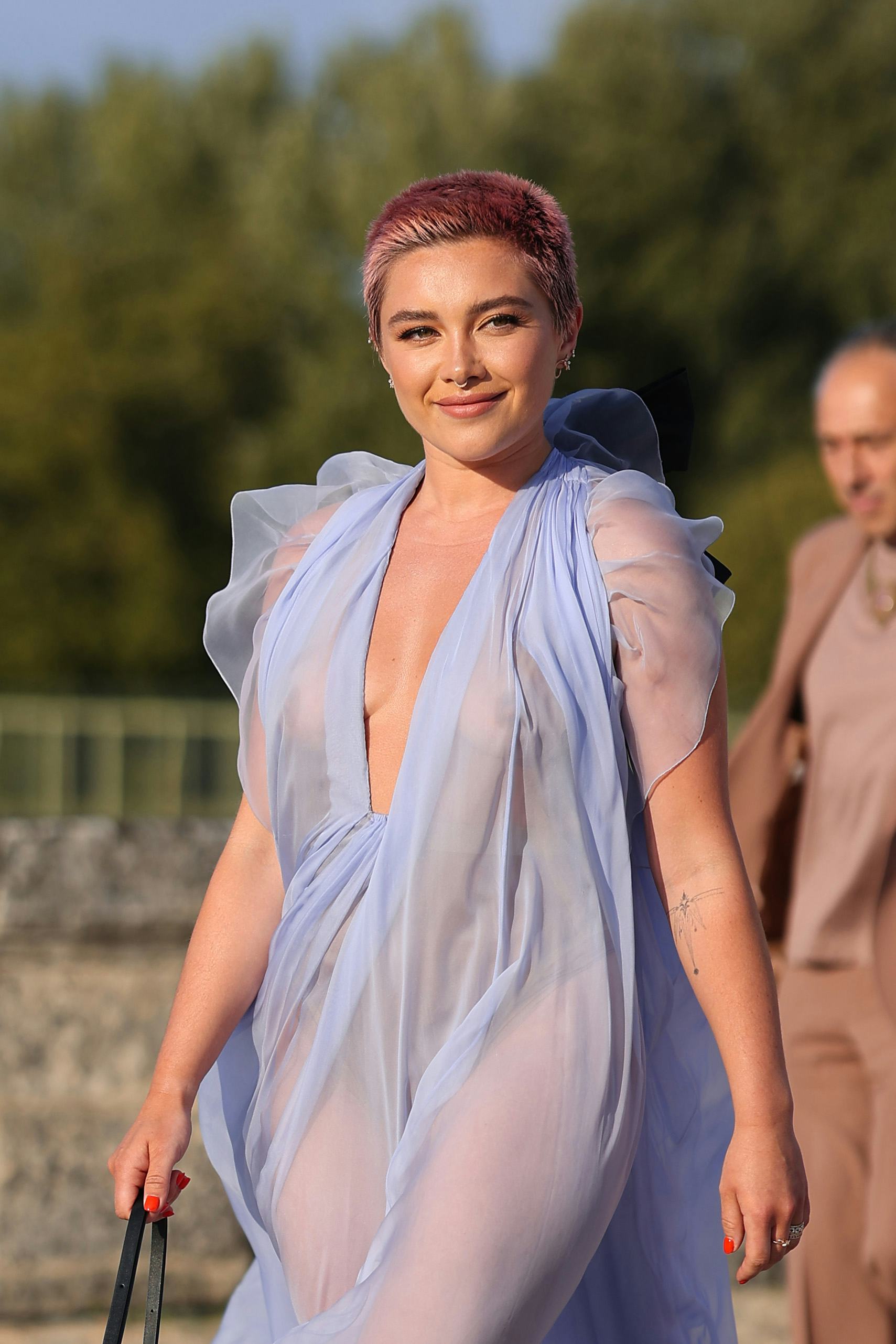 andreea craciunescu add florence pugh boobs naked photo