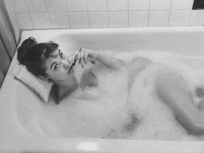 brenda dowding add nude women in the bathtub photo