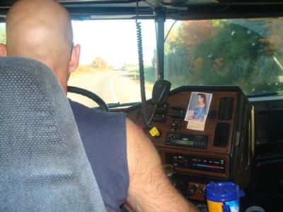 brandon jolliff add wife flashing truckers photo